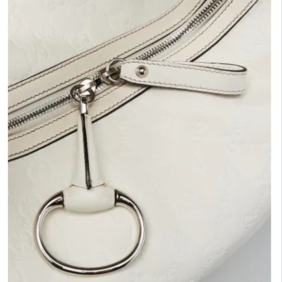 Gucci White Guccissima
Leather Icon Bit Large Hobo. - Picture 13 of 14